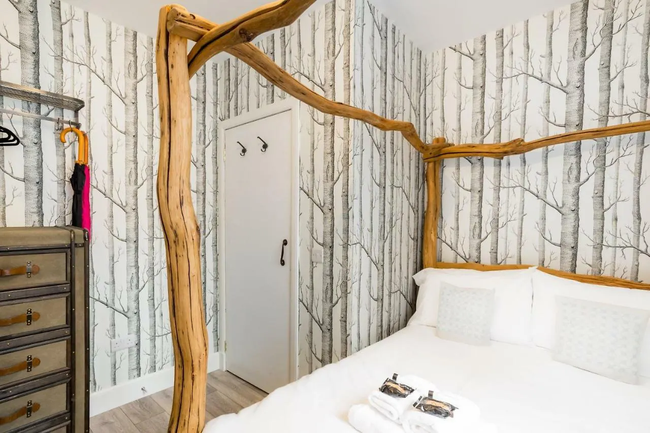 West Bow - Magical Harry Potter-Inspired Flat Near Edinburgh Castle Apartment